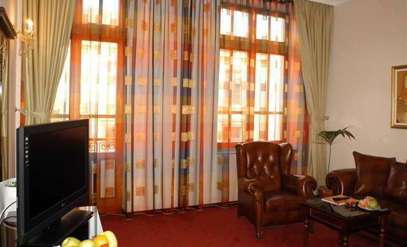 Hotel Millenium Bitola Bagian luar foto