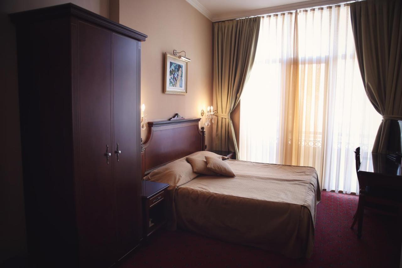 Hotel Millenium Bitola Bagian luar foto