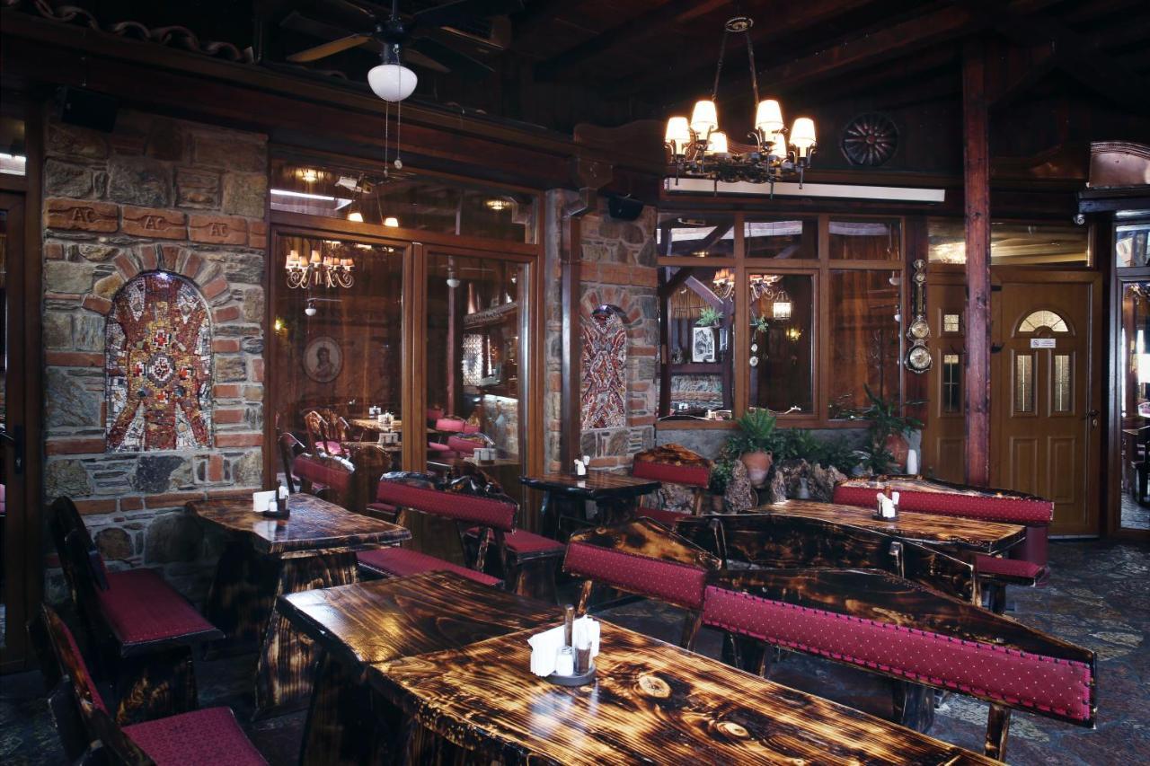 Hotel Millenium Bitola Bagian luar foto