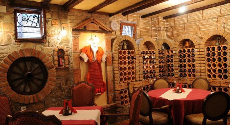Hotel Millenium Bitola Bagian luar foto