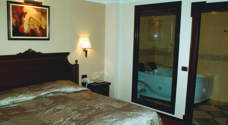 Hotel Millenium Bitola Bagian luar foto