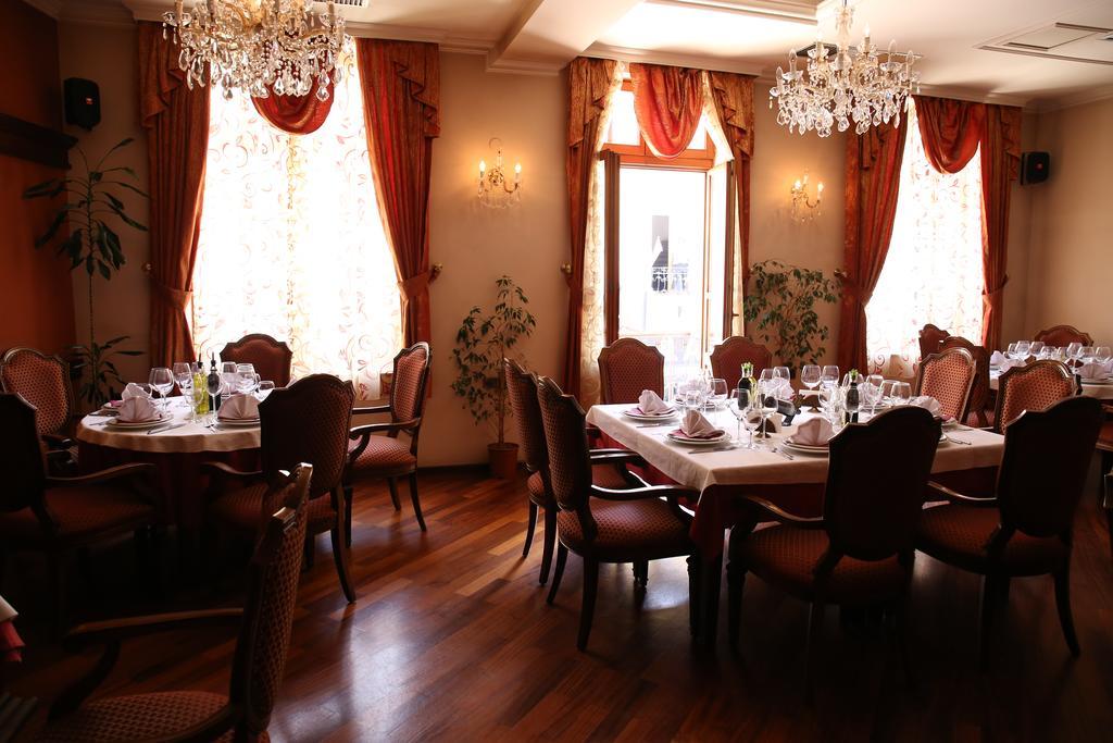 Hotel Millenium Bitola Bagian luar foto