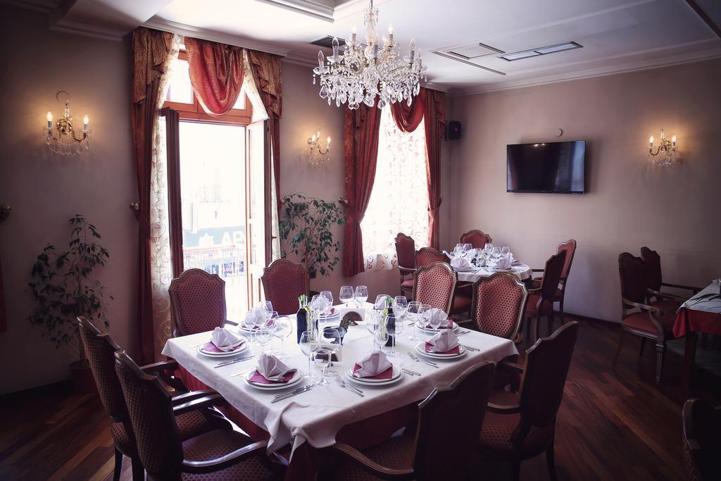 Hotel Millenium Bitola Bagian luar foto