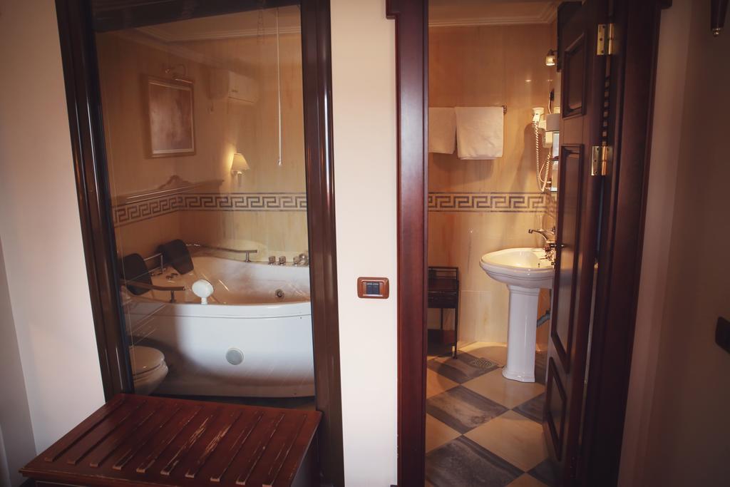 Hotel Millenium Bitola Bagian luar foto